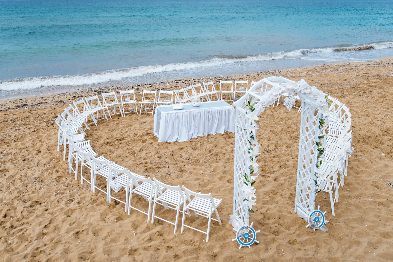 Book your wedding day in Paphos Beach